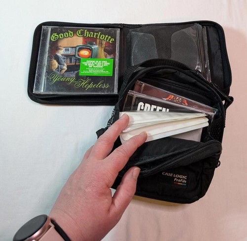 Vintage case logic - 90's,